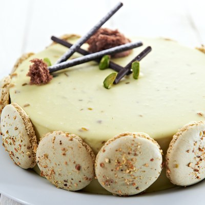 Gâteau pistache aux macarons