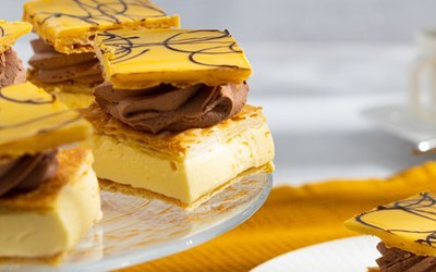 Tom-pouce crème d’avocat-framboise-chocolat